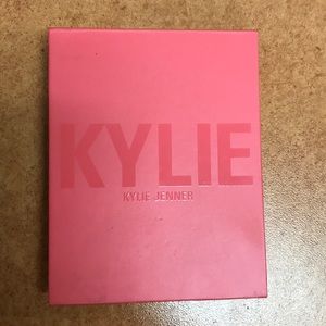 Kylie Cosmetics Blush - Virginity